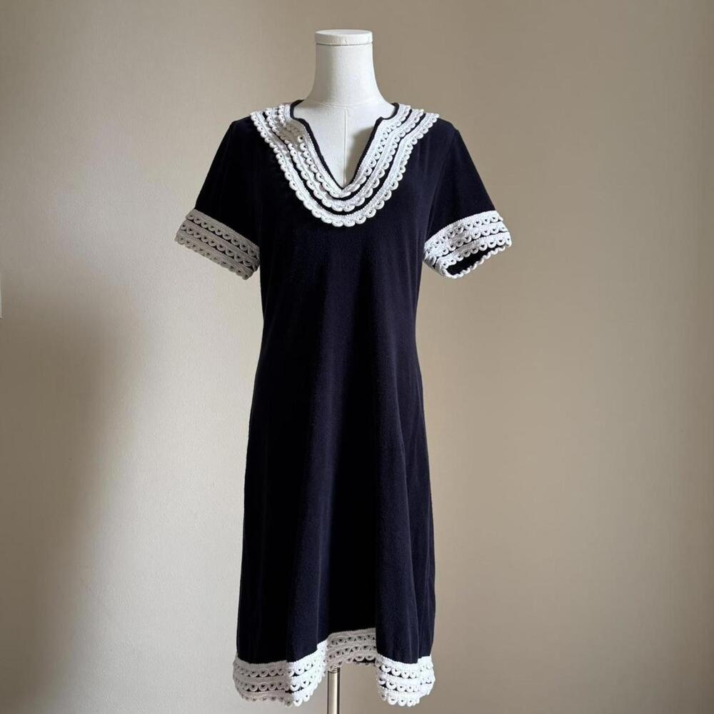 Elegant Blue and White Dress - Picture 7 of 7